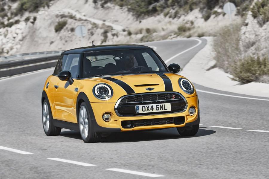  Mini Cooper Hardtop 2015 года  (фото 24 из 26)